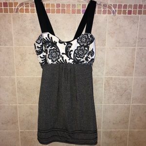 Lululemon tank top
